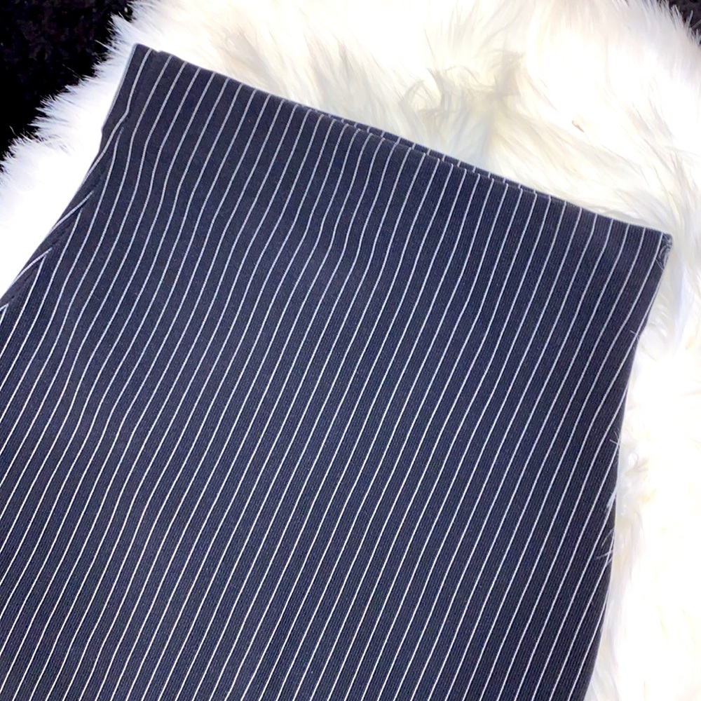 Skirt - Picture 2 of 4